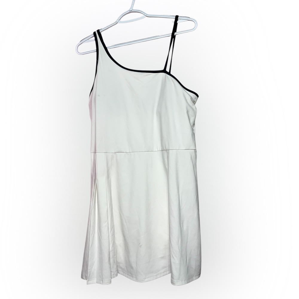 New with tag WOMANS all in motion athletic Drwas